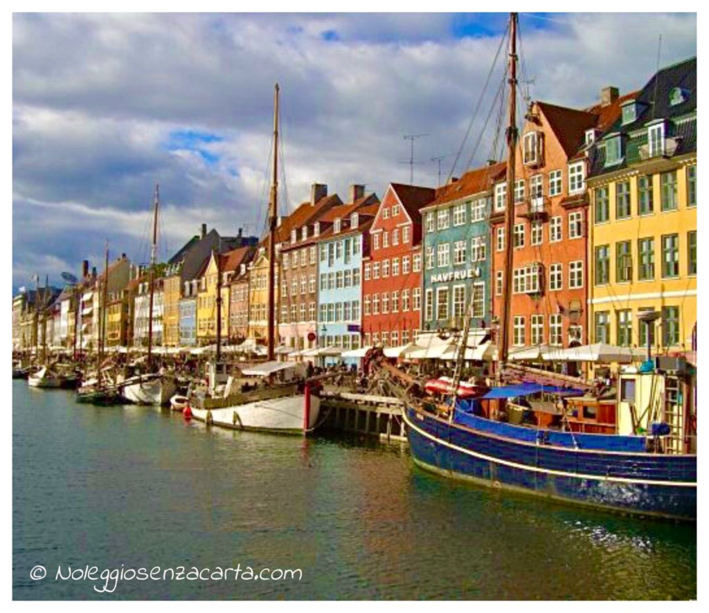 Alquiler coche sin tarjeta de crédito en Copenhague - Dinamarca